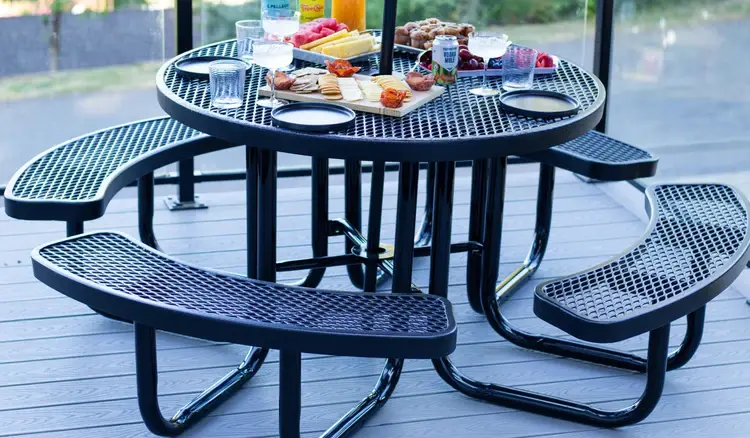Outdoor Metal Tables