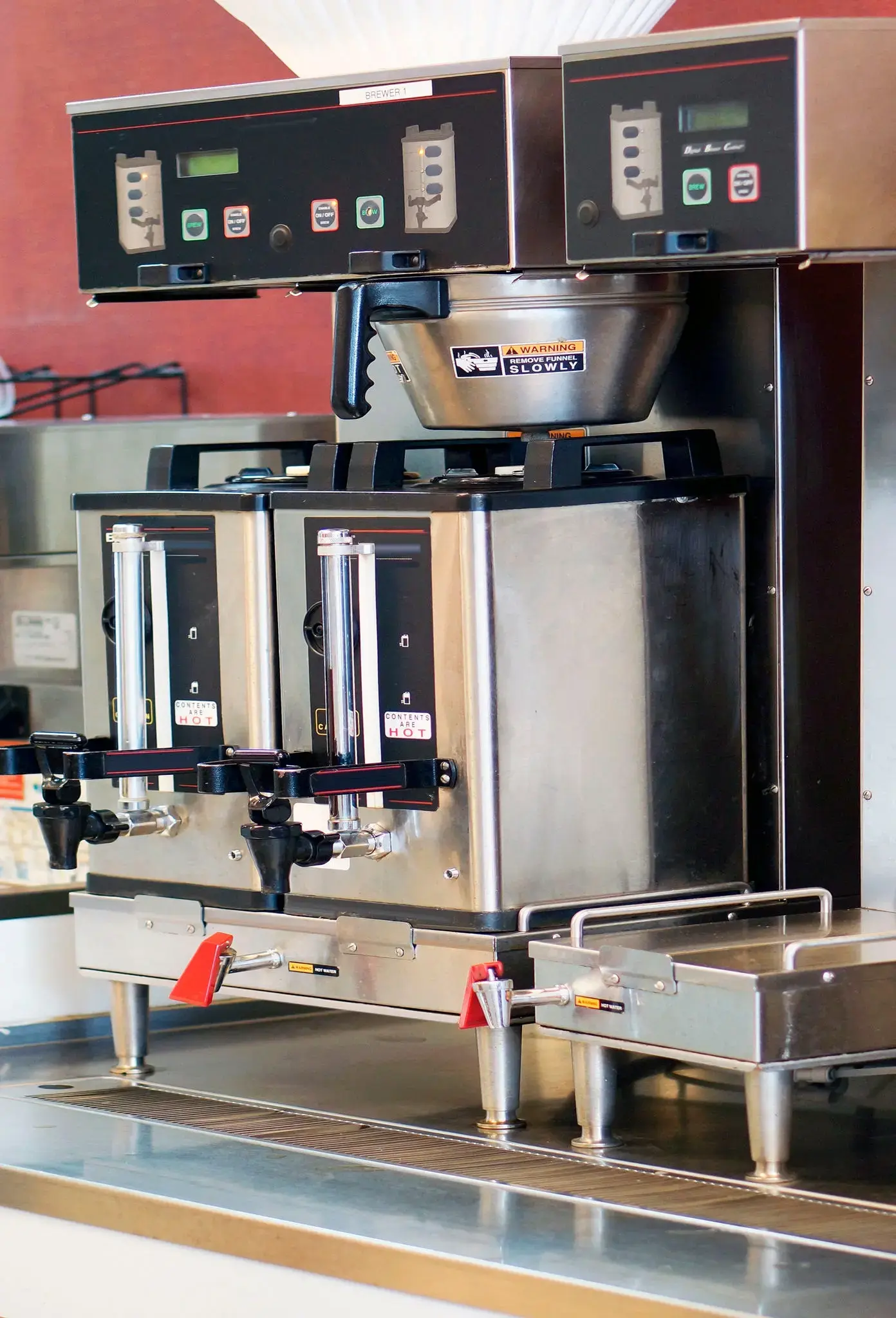 Cappuccino / Hot Chocolate Dispensers