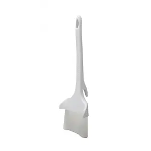 Winco NB-30HK 3" Concave Pastry Brush w/ Nylon Bristles & White Plastic Handle