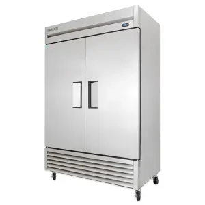 True TS-49-HC 54 1/10" Two Section Reach In Refrigerator, (2) Left/Right Hinge Solid Doors, 115v
